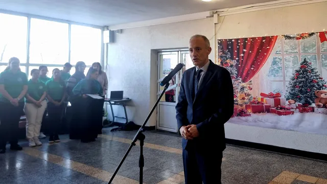 Вълчев: Важно е децата да са по-кратко пред екраните