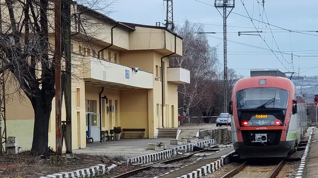 Временно е спряно движението между гара Перник Разпределителна и гара Разменна