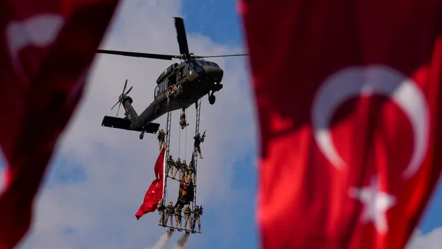 Задържаха Октай Кайнарджа в рамките на мащабно разследване за наркотици в Истанбул