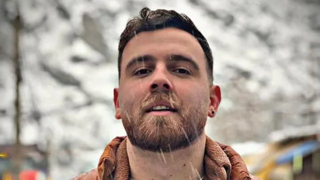 Смъртната присъда срещу протестиращ млад мъж задълбочава кризата в Иран