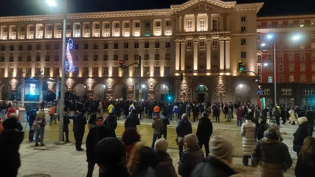 ПП-ДБ излязоха на протест с искане за честни и свободни избори (Видео)
