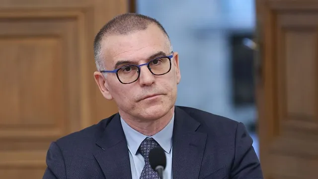 Симеон Дянков: Преходът към еврото върви добре, но бюджетните рискове растат
