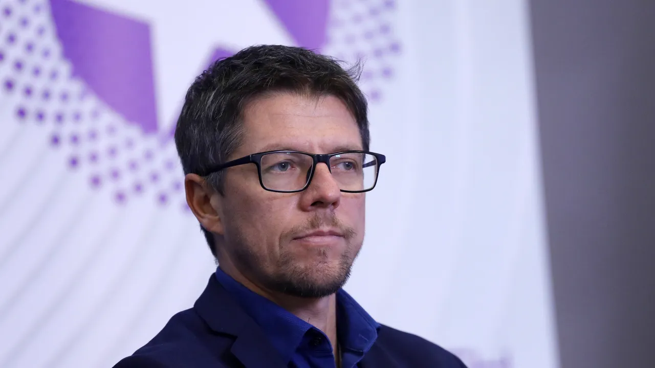 Стоил Цицелков: Политиците са длъжни да изберат един метод, по който да стане вота