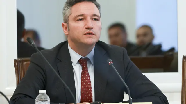 Вигенин: Проект на Радев е заплаха за БСП