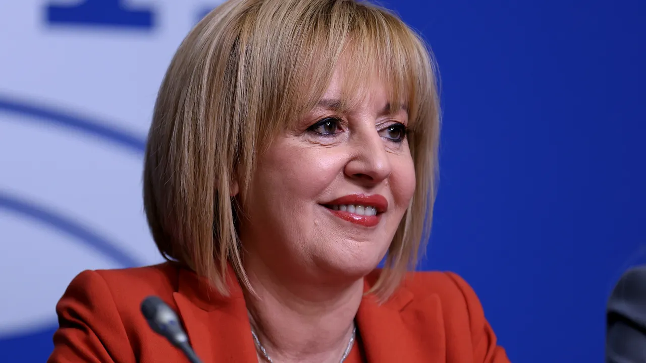 Манолова: „Антиспекула“ трябва да мине и на второ четене