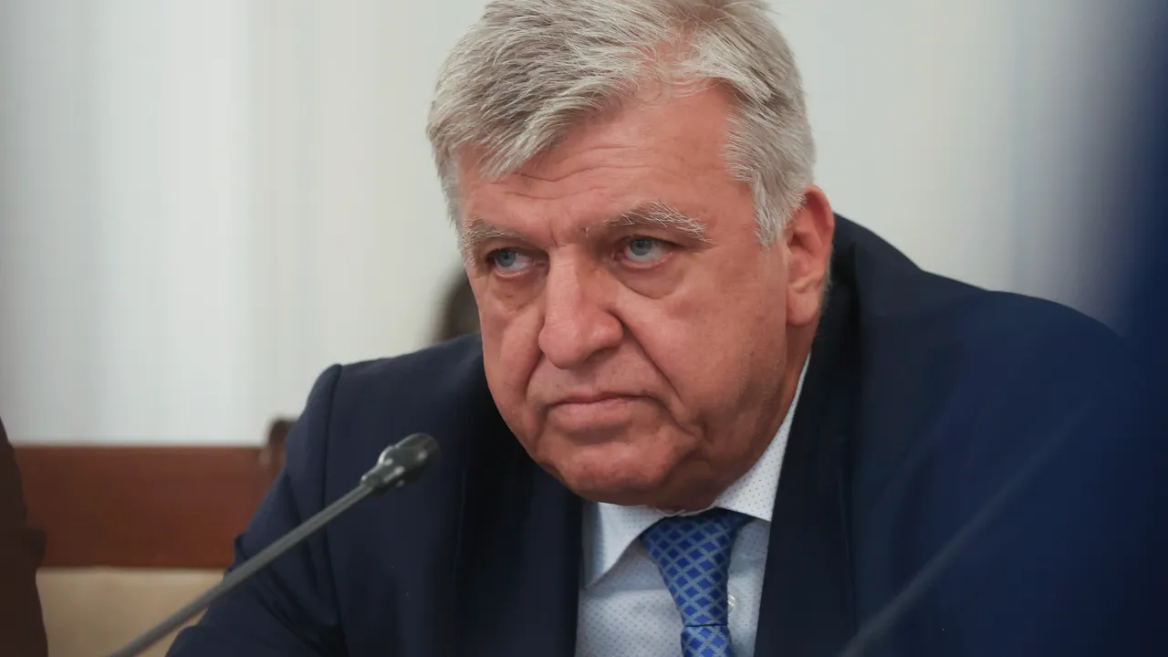 Генов: Партиите трябва да се научат на коалиционна култура