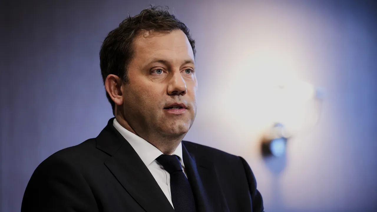 Берлин: Германия и ЕС няма да се поддадат на „шантаж“ от страна на Тръмп