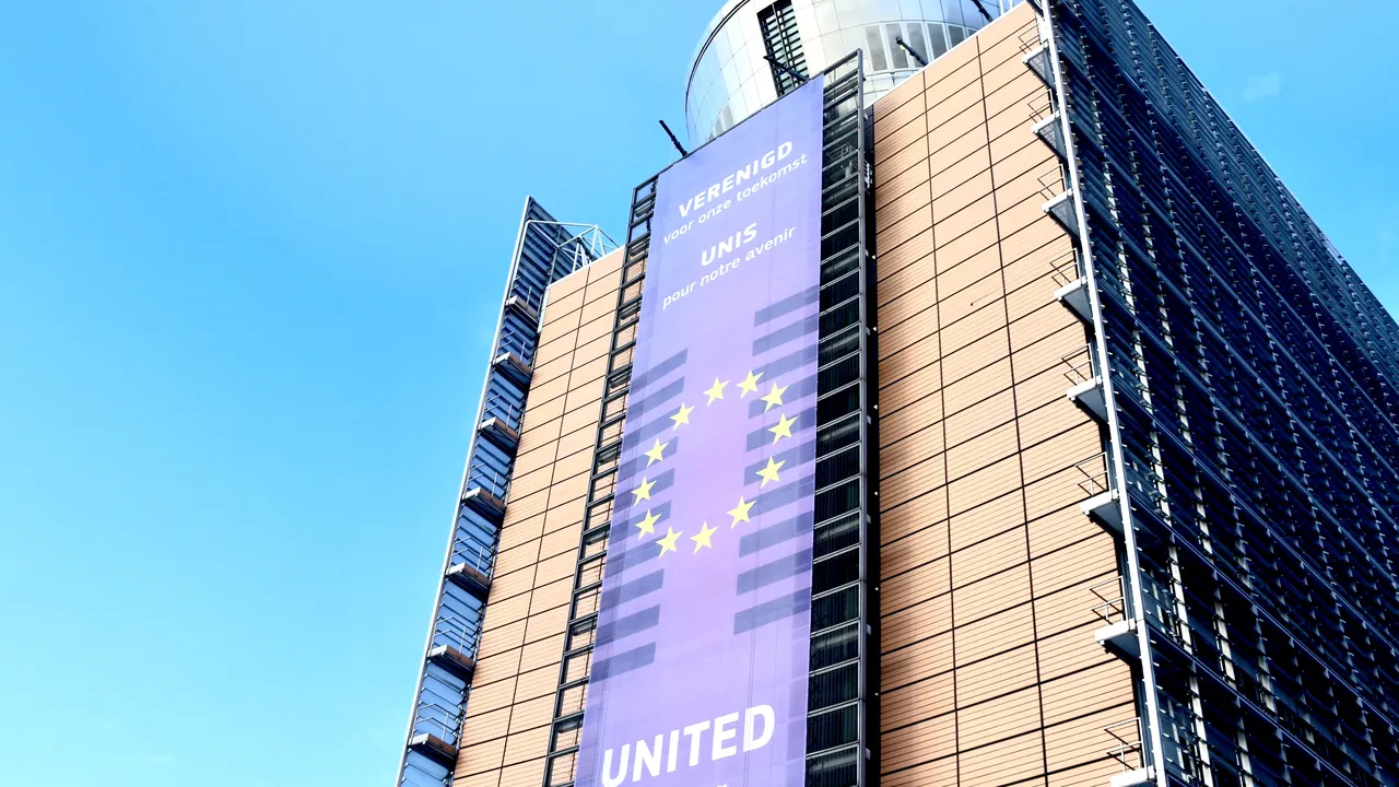 Брюксел: До 6 февруари изтича паузата за търговските ограничения срещу САЩ