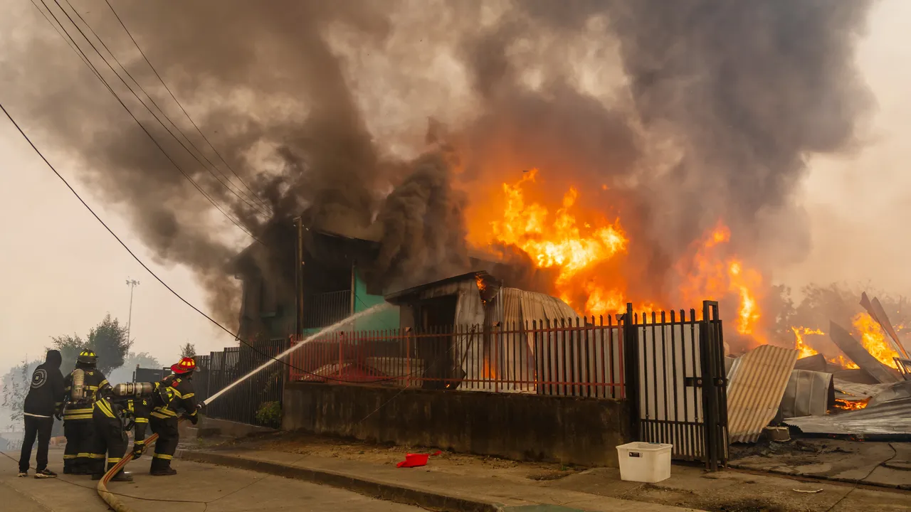 Най-малко 19 загинали при пожари в Чили