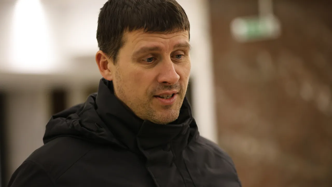 Ивелин Михайлов за Радев: Мъжко решение е да влезе в борбата