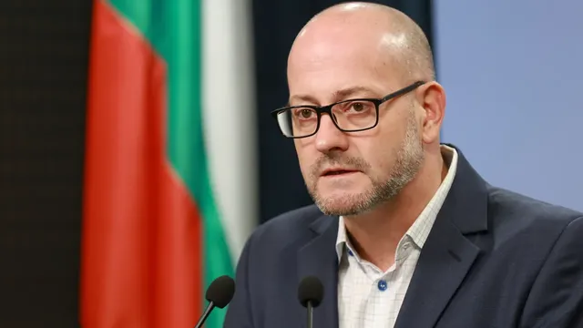 Радан Кънев: Унгария блокира ЕС за Гренландия, десницата е изправена пред съдбоносен избор