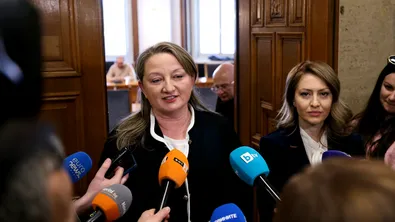 Деница Сачева: Очакваме да видим реалния политически проект на Румен Радев