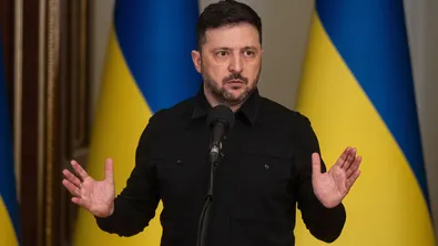 Заради руските атаки Зеленски пропуска Давос, остава в Украйна