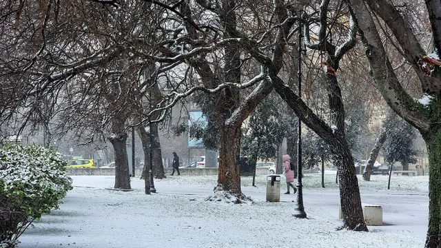 Облачно време, сняг и минусови температури ни очакват утре