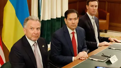 Представители на САЩ и Русия проведоха разговори в Давос за войната в Украйна