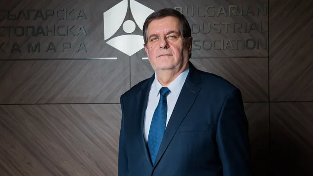 Прегаряме на работа: България сред лидерите по бърнаут в Европа