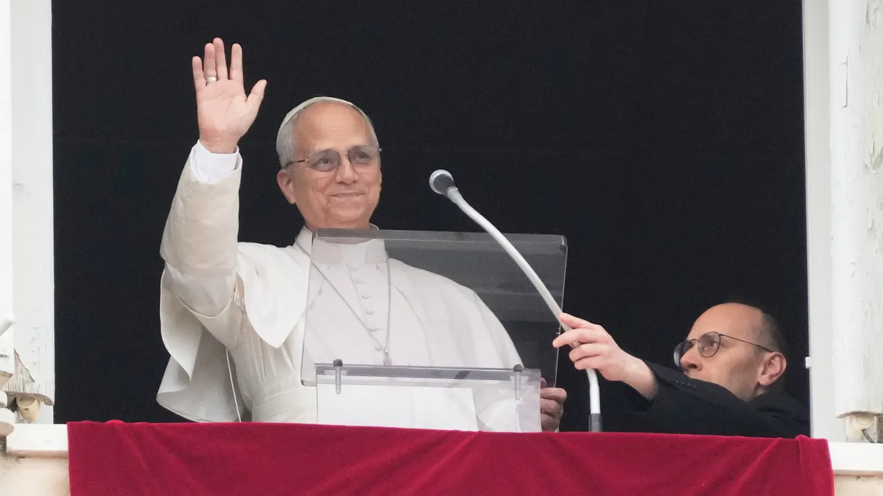 Папа Лъв XIV също с покана от Тръмп да участва в Съвета за мир