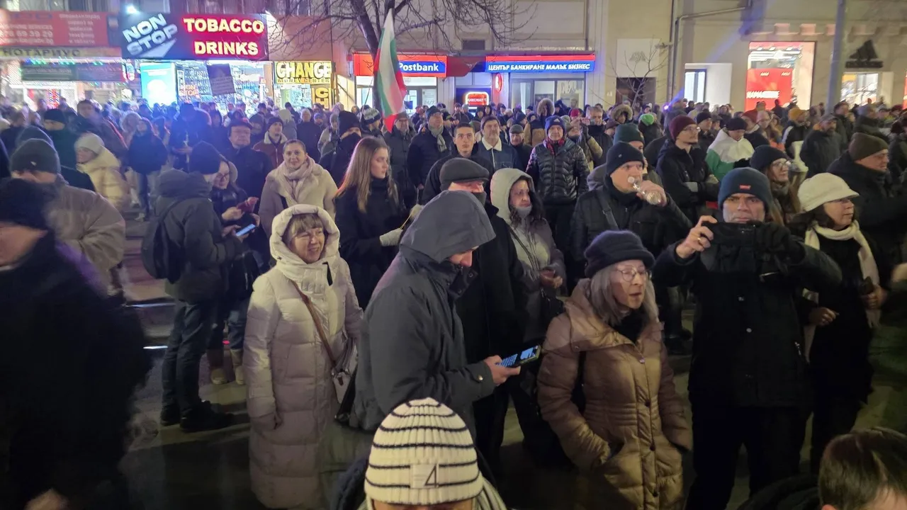 В София се провежда пореден протест с искане за оставката на Борислав Сарафов