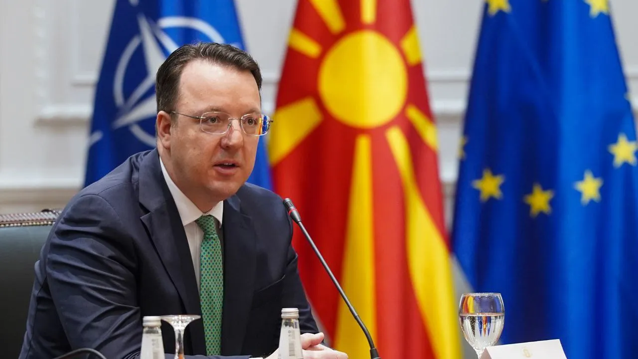 Северна Македония пред изолация: новите правила на Шенген заплашват транспортния и стоманодобивната сектор в страната с фалит