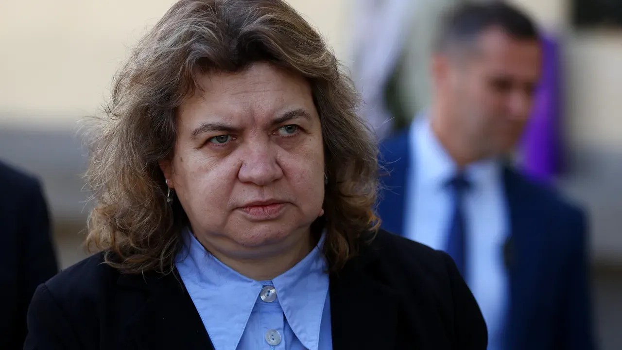 Киселова: Нужно е отлагане на въвеждането на сканиращите устройства за изборите