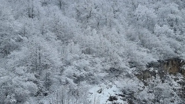 Проходът Троян-Кърнаре е затворен за всички моторни превозни средства