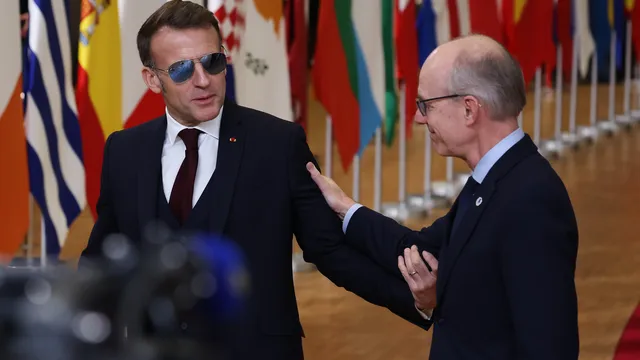 "Въздишка с облекчение". ЕС умува след обратите на Тръмп в Давос