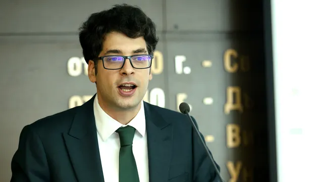 Пеканов за оставката на Радев: Много смело и историческо решение на президента