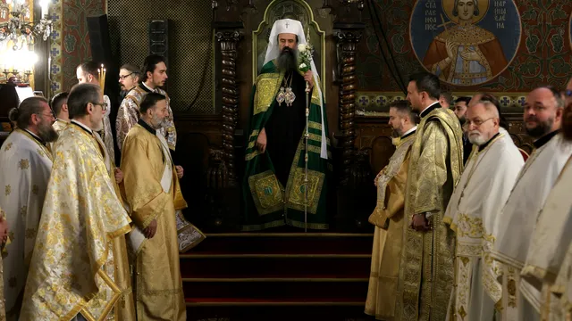 Православната църква почита свети Григорий Богослов