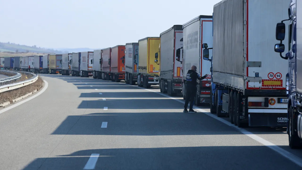 Днес превозвачи от Северна Македония блокират границата с България