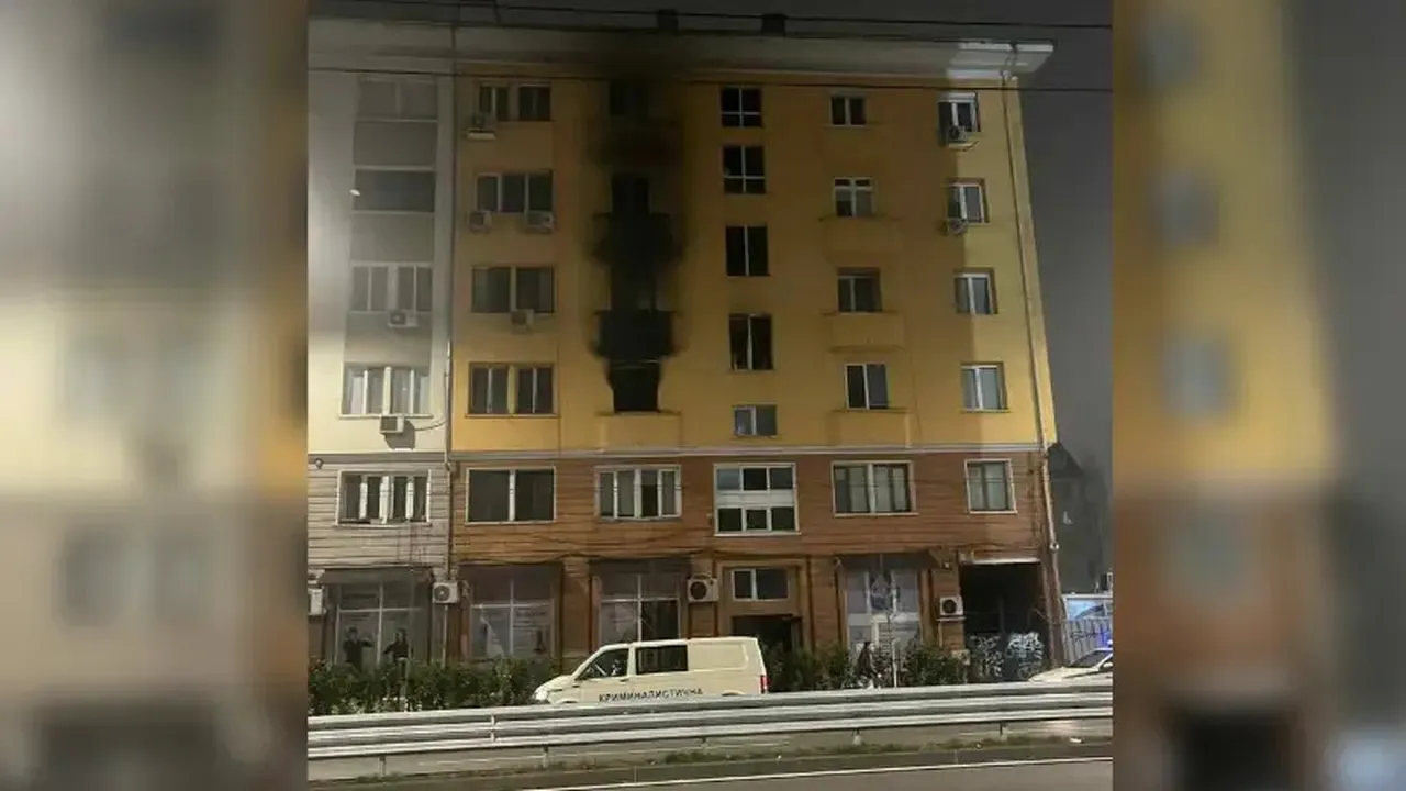 "Лудостта изпепели един живот": Психично болен подпали блок, тероризирал е съседите от години