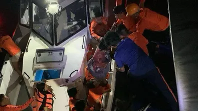 Трагедия във Филипините: ферибот с над 350 души се преобърна край остров Басилан