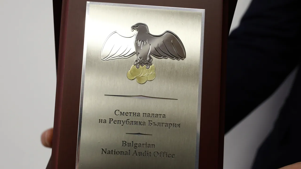 Десет общини с нарушения във финансовата отчетност