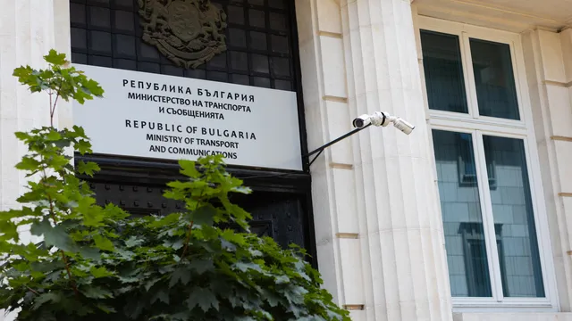 Караджов до Таралеж: Хора, около които има съмнения за корупционни практики - не следва да заемат длъжности в държавната служба