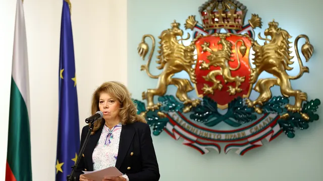 От утре Йотова започва консултациите, първа е Рая Назарян