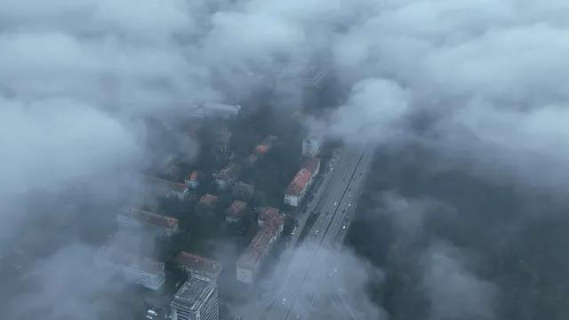 Намалена видимост заради мъгла в няколко области