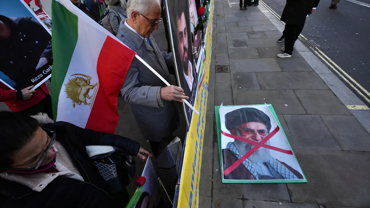 Активисти: Над 6000 убити при потушаването на протестите в Иран