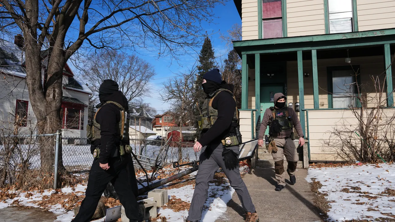 Кметът на Минеаполис обяви частично изтегляне на федерални агенти след смъртта на Алекс Прети