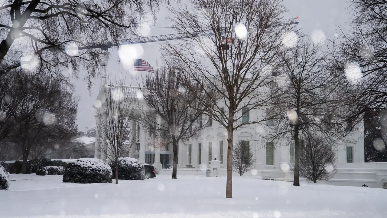 Белият дом отрече твърдения за натиск върху Украйна за отказ от Донбас