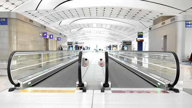 Балони от Беларус отново затвориха летището във Вилнюс