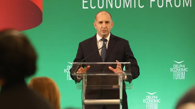 Румен Радев: Трябва да изгоним олигархията от властта