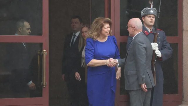 Димитър Радев влезе в президентството за разговор с Илияна Йотова