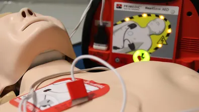 Поставят дефибрилатори на обществени места в България