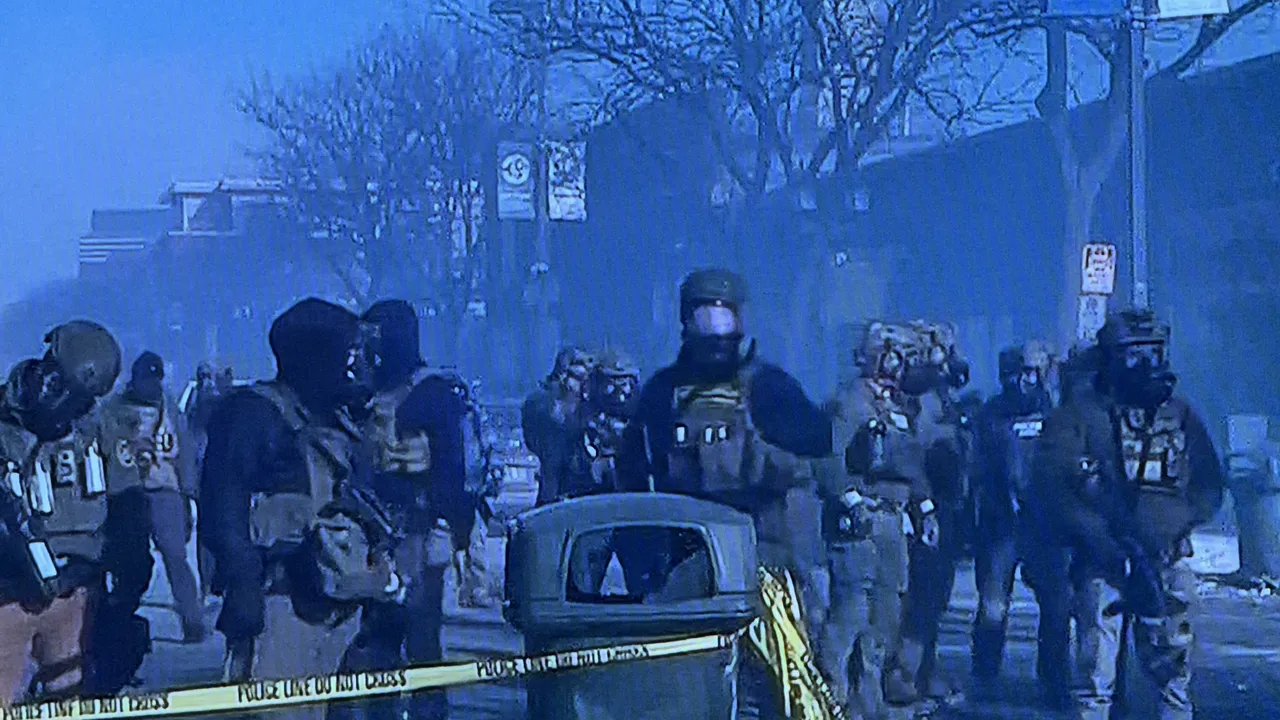 Разделена Америка: смърт на граждани и имиграционни акции взривяват обществото