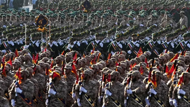 Франция подкрепи включването на иранските Революционни гвардейци в терористичния списък на ЕС