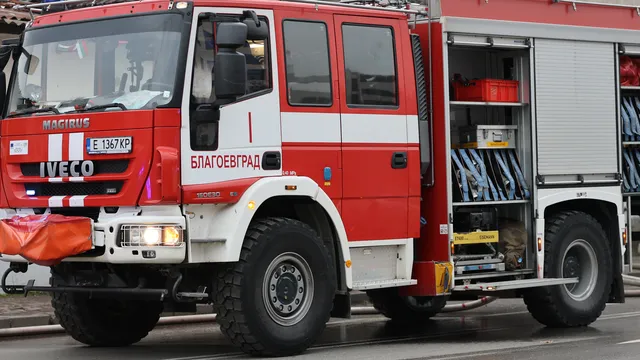 9-годишно дете е пострадало при опит да запали печка на дърва само