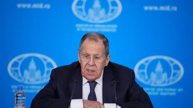 Лавров: Русия ще разглежда само "реални предложния за Украйна"
