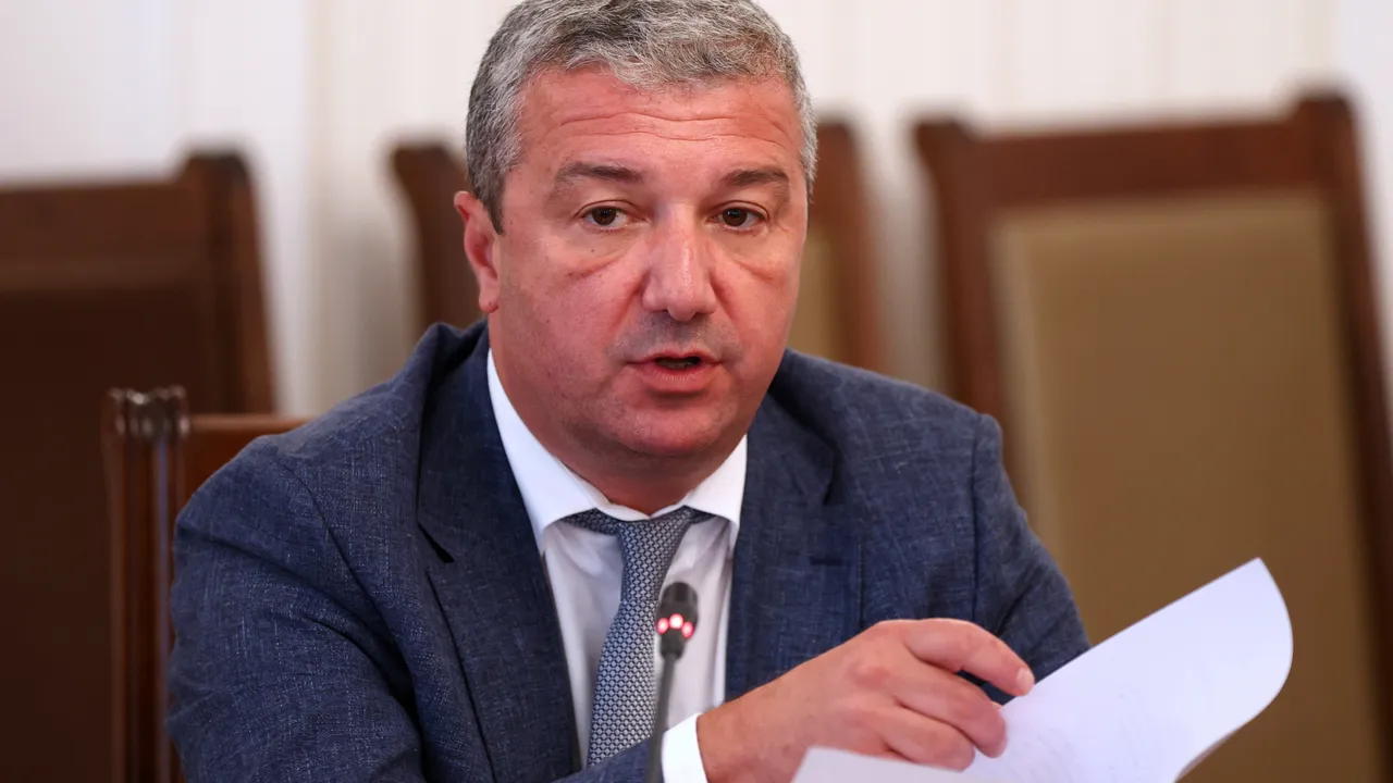 Драгомир Стойнев няма да бъде в листите на БСП-ОЛ