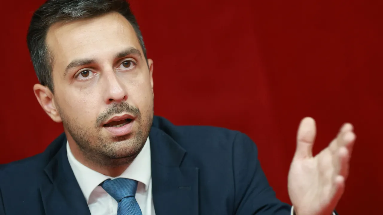 Николов: По-малко секции в чужбина ще свият вота от Турция