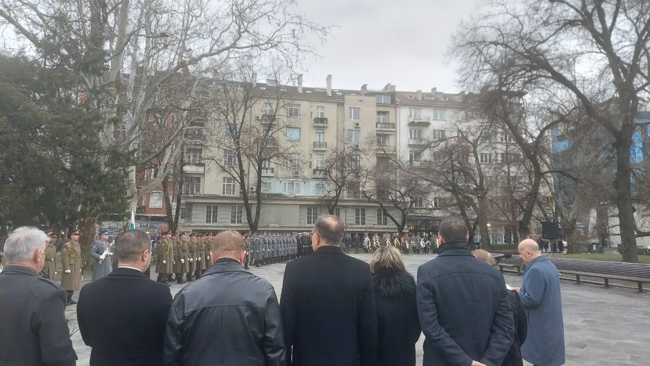 В няколко града почетоха 172 години от рождението на Стефан Стамболов