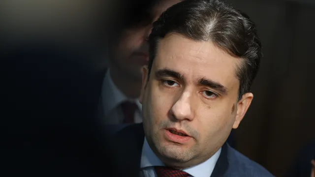 Божанов за листите на ПП–ДБ: Решенията трябва да идват без ултиматуми